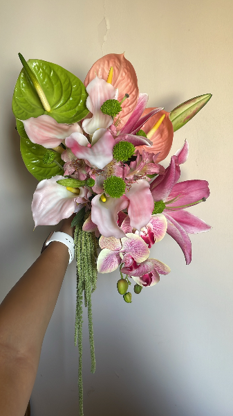 High quality artificial calla lilies and orchids